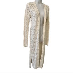 CREAM COLORED CROCHET CARDIGAN